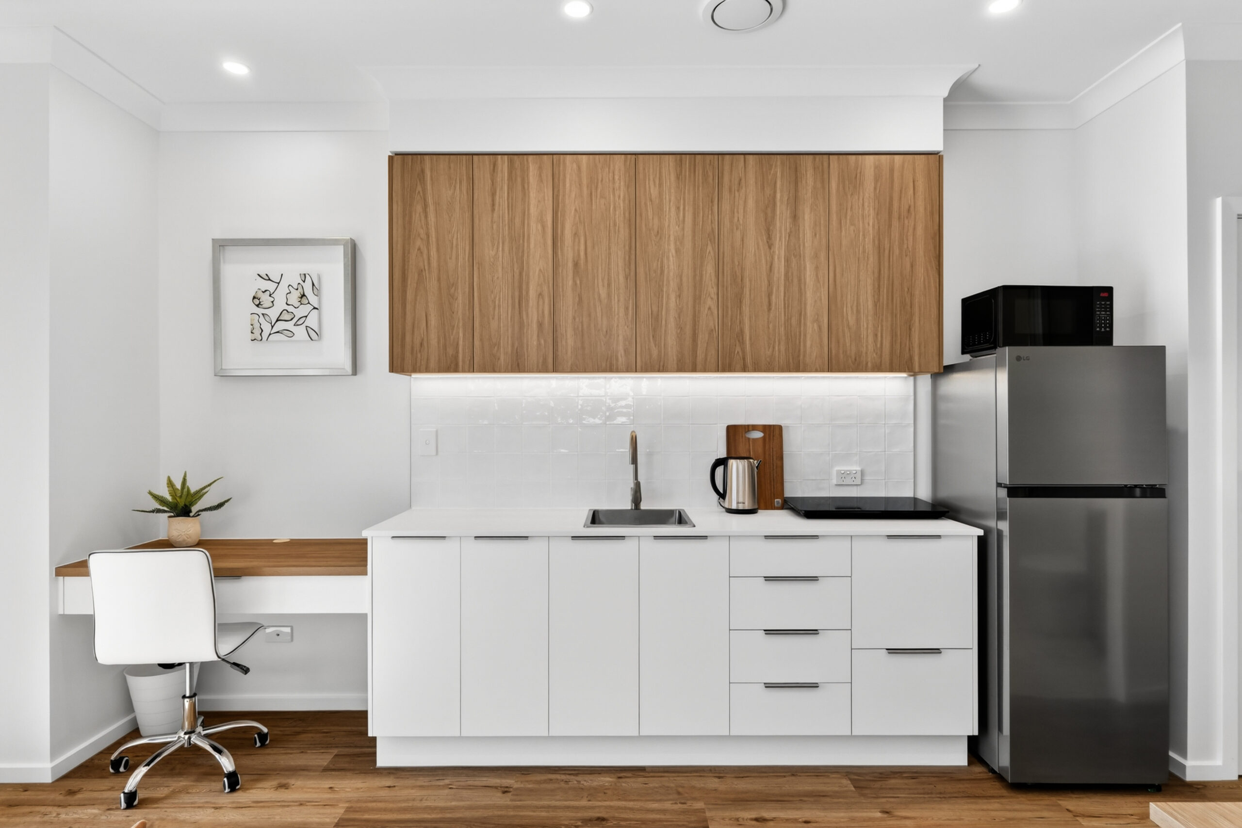 room-2—kitchenette