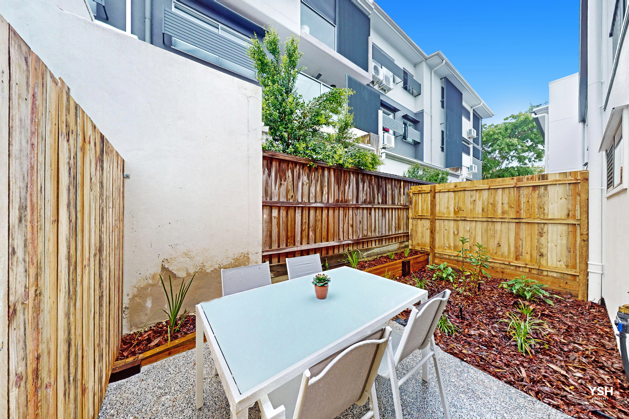 1/80 William Terrace, OXLEY, QLD 4075