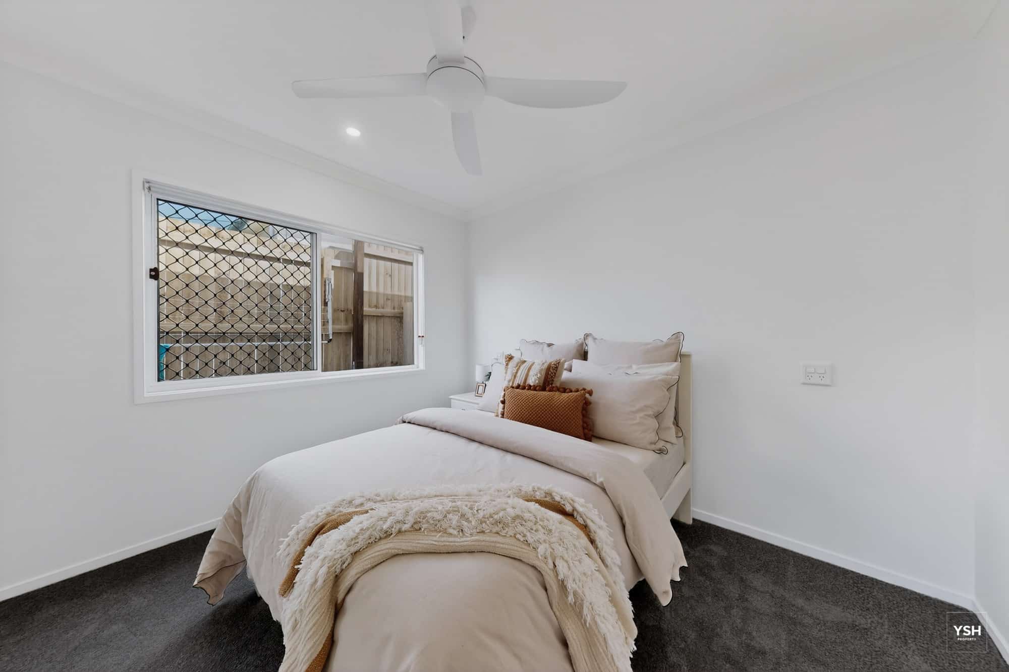 1/171 Kamarin Street, Manly West, QLD 4179