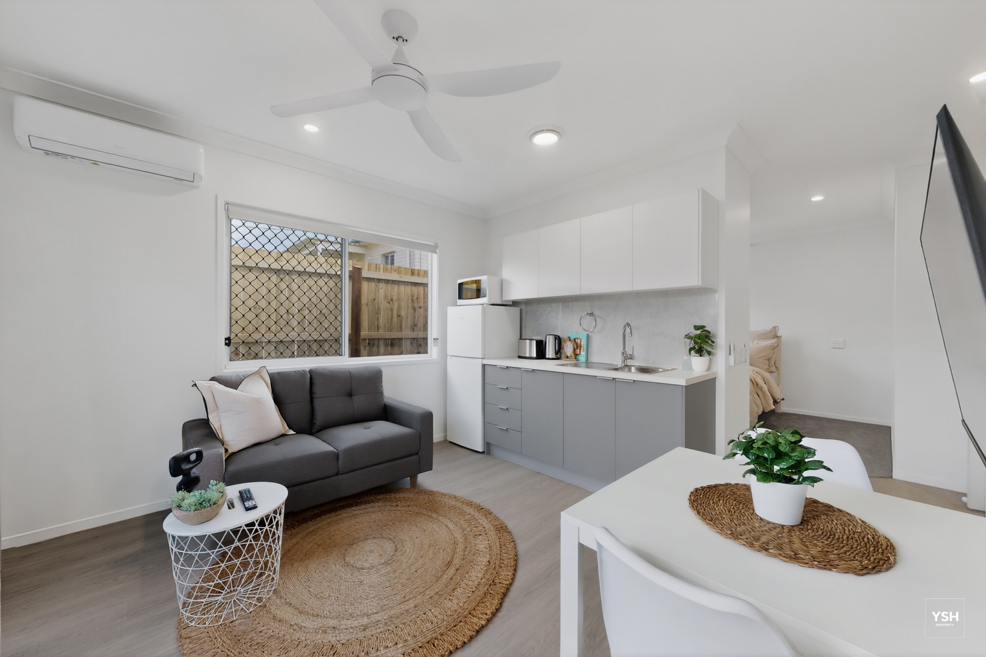 1/171 Kamarin Street, Manly West, QLD 4179