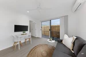 1/171 Kamarin Street, Manly West, QLD 4179