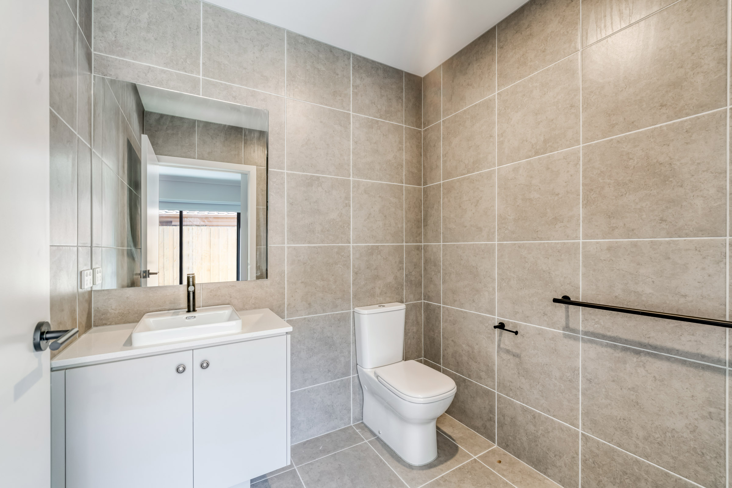 Werribee VIC 3030 Ire6070379